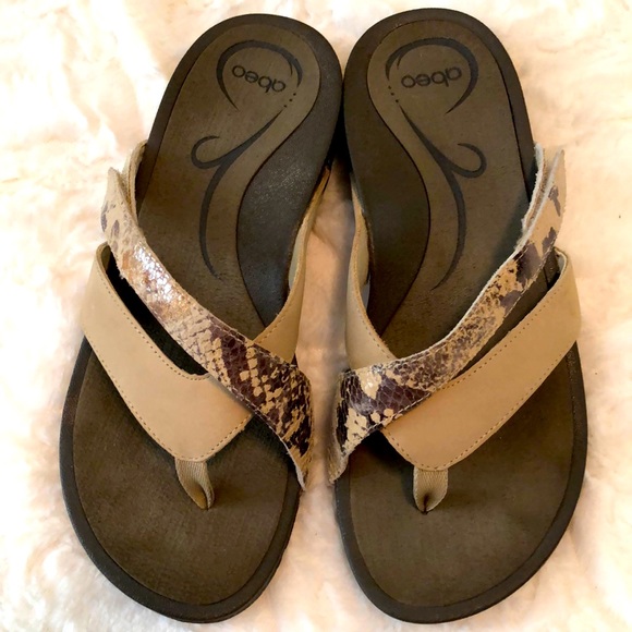 Abeo Shoes - Flip-flops with arch support.